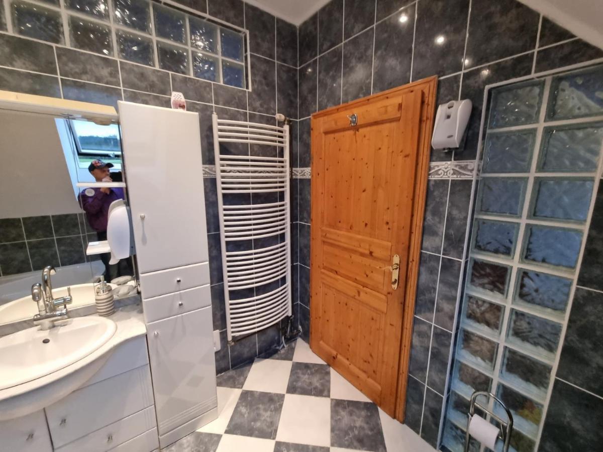 Pension Donaublick Grein 2 In Stifterstrasse 19A Bagian luar foto