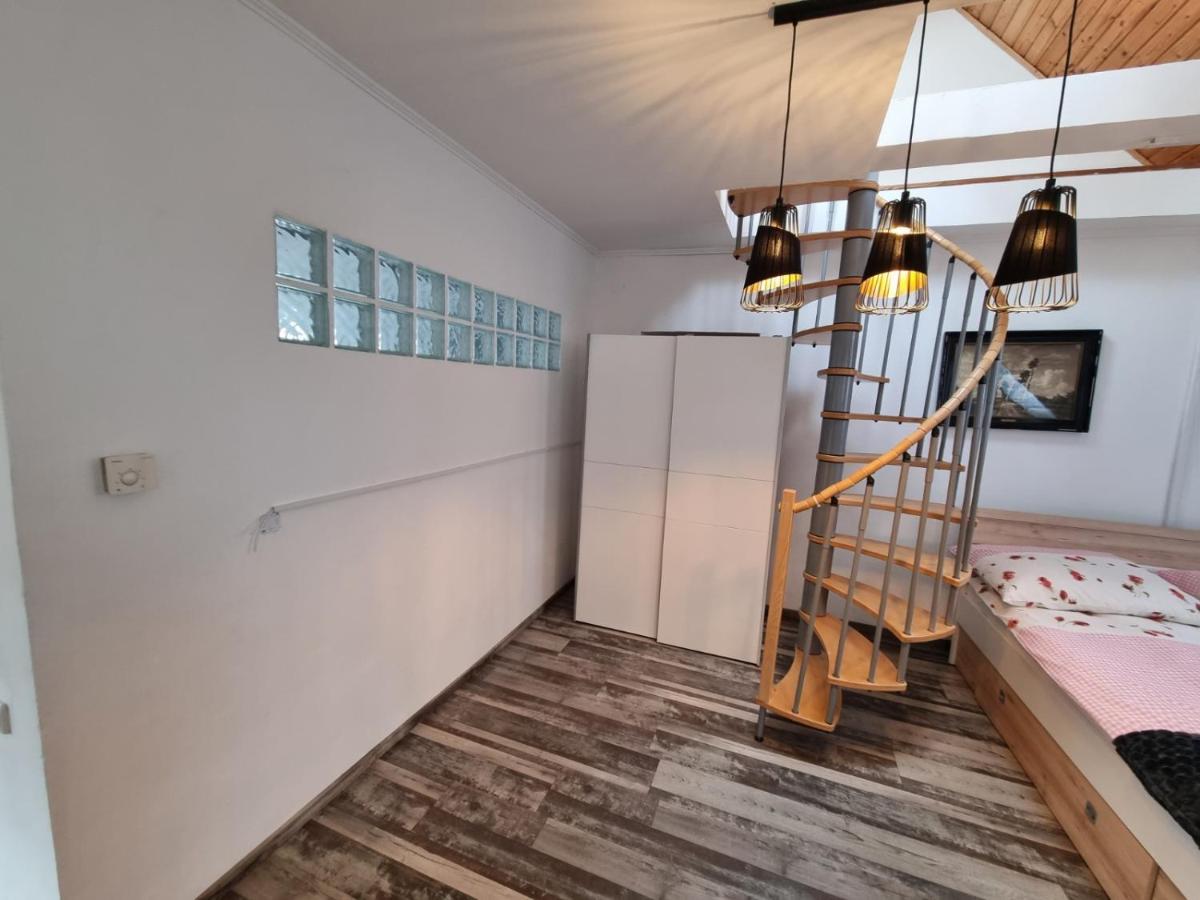 Pension Donaublick Grein 2 In Stifterstrasse 19A Bagian luar foto