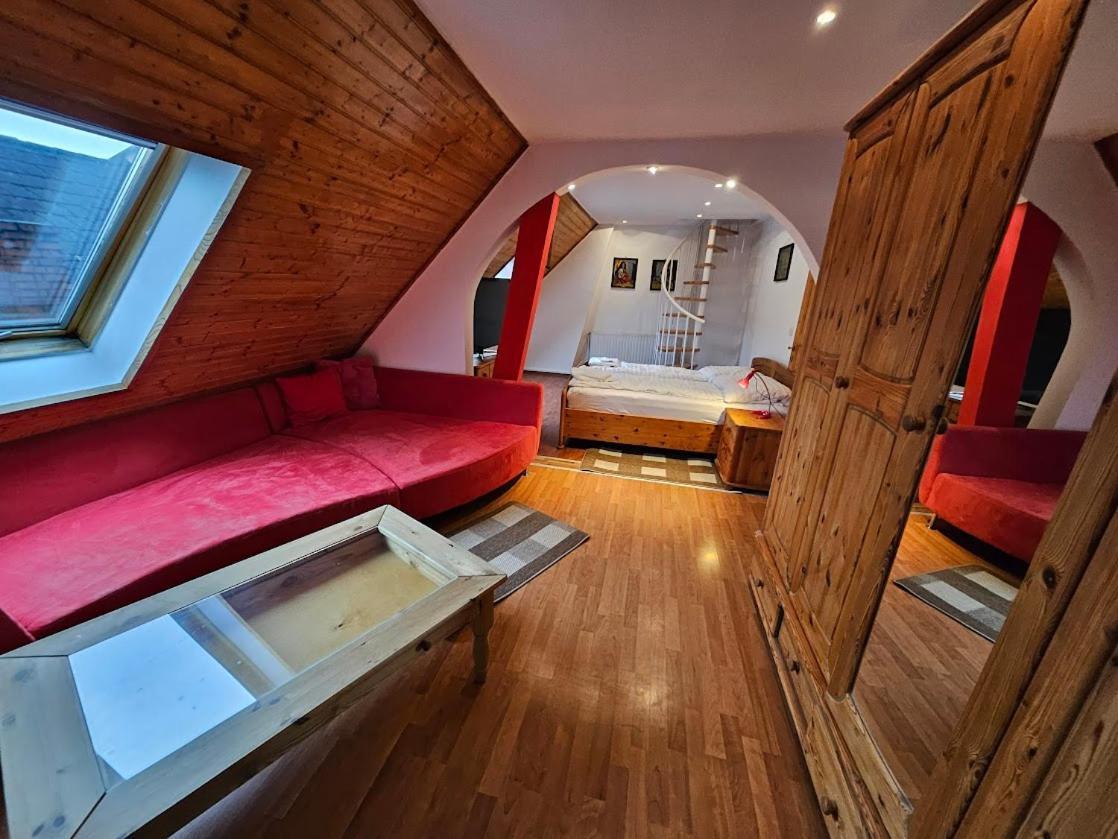 Pension Donaublick Grein 2 In Stifterstrasse 19A Bagian luar foto