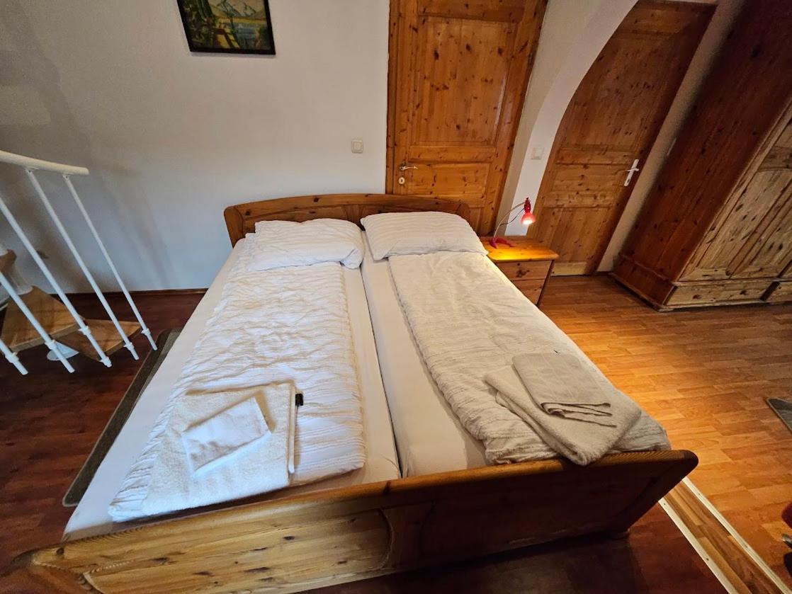 Pension Donaublick Grein 2 In Stifterstrasse 19A Bagian luar foto