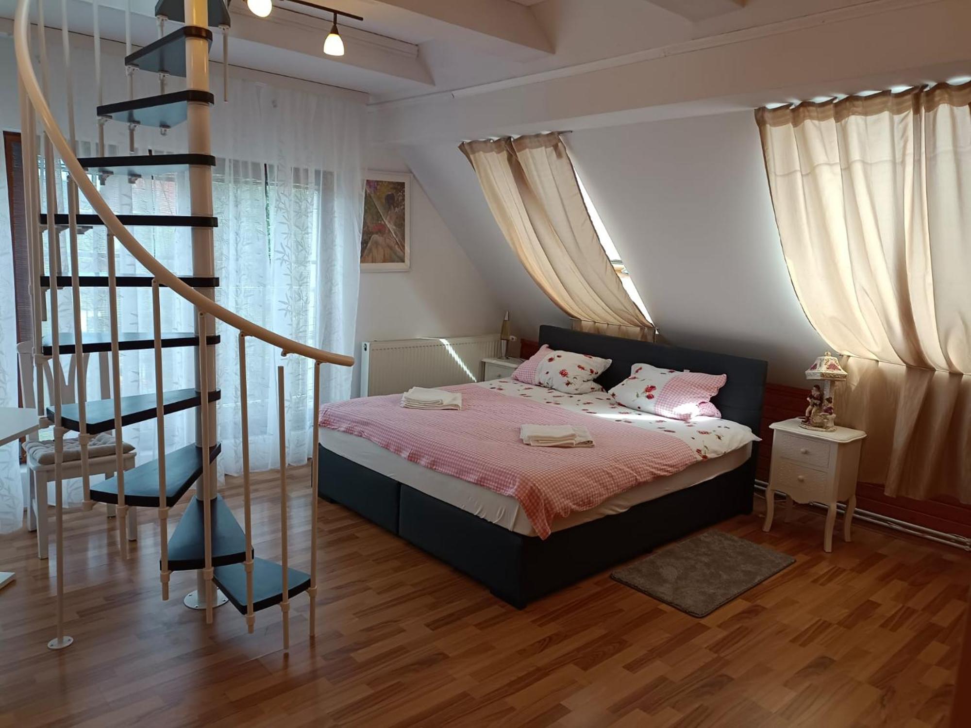 Pension Donaublick Grein 2 In Stifterstrasse 19A Bagian luar foto