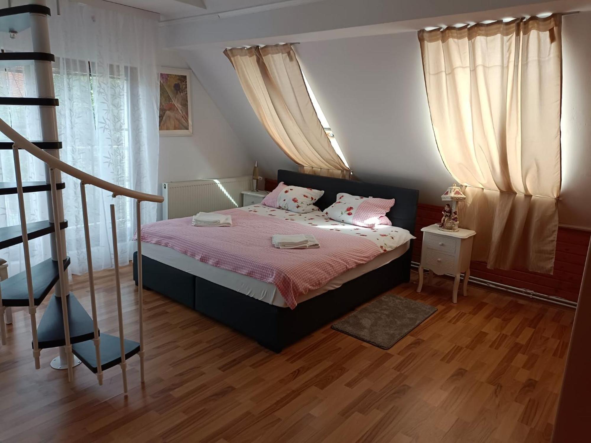 Pension Donaublick Grein 2 In Stifterstrasse 19A Bagian luar foto