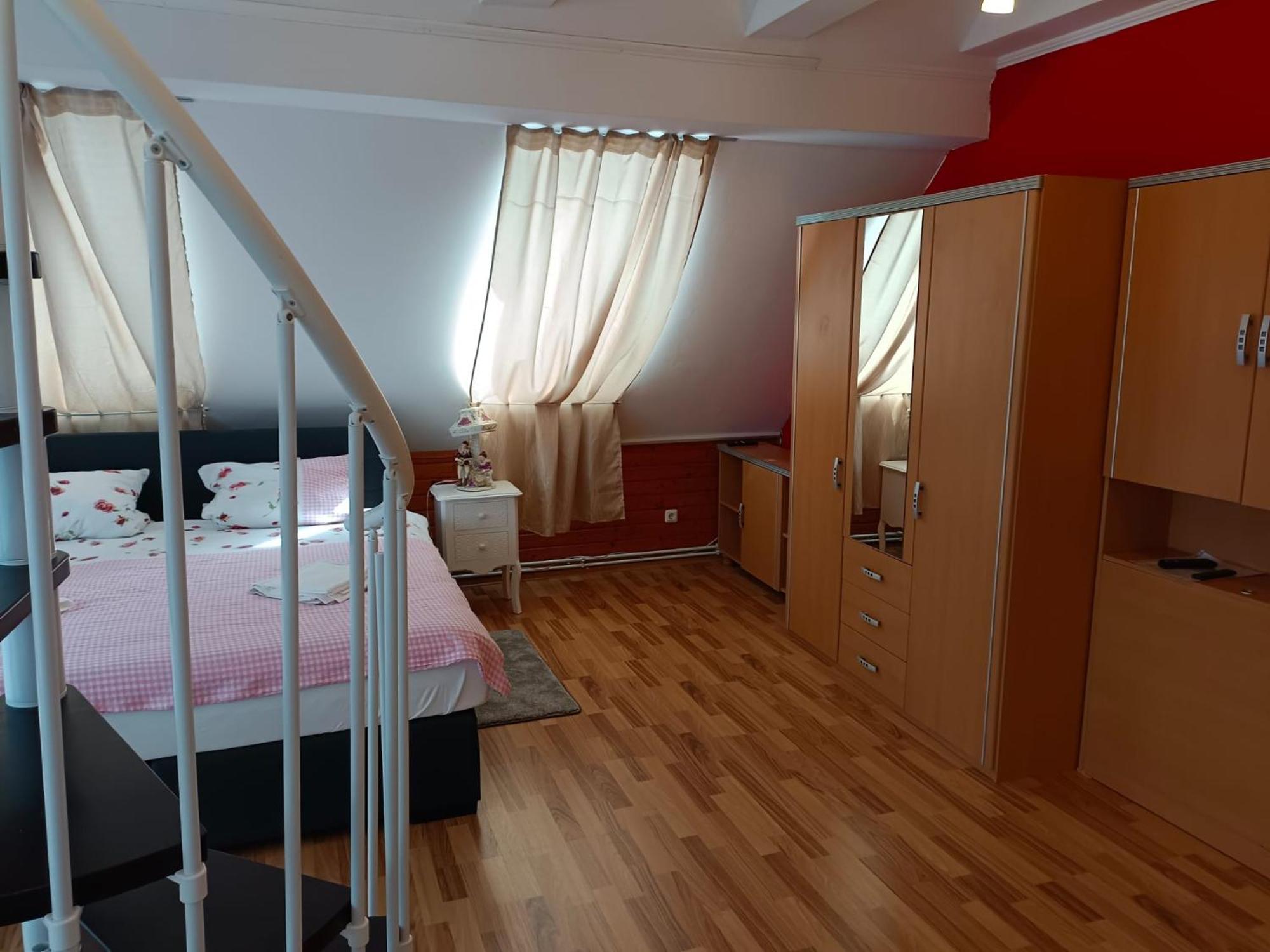 Pension Donaublick Grein 2 In Stifterstrasse 19A Bagian luar foto